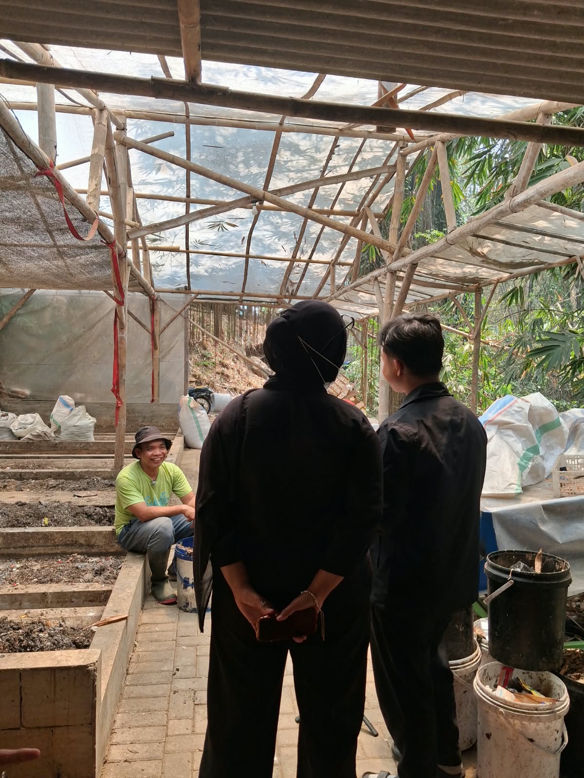 Dokumentasi fasilitas dan kegiatan TPS3R